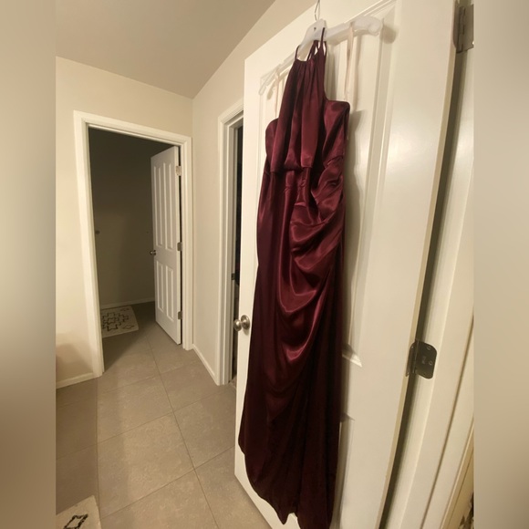 Wine color formal dress - Picture 2 of 7